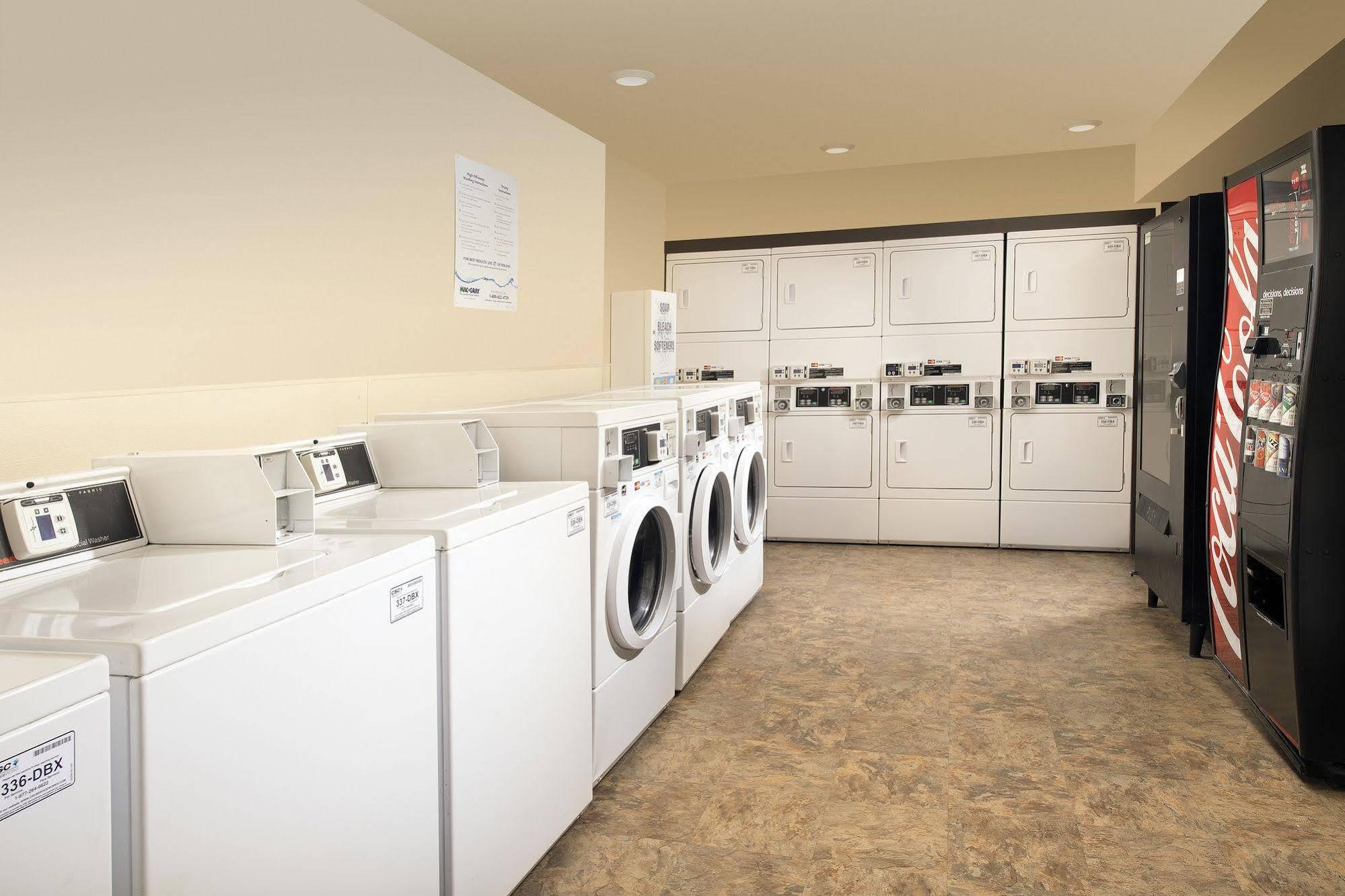Woodspring Suites Hobbs Air Base City Exteriör bild