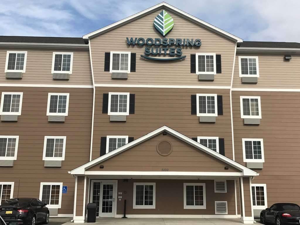 Woodspring Suites Hobbs Air Base City Exteriör bild